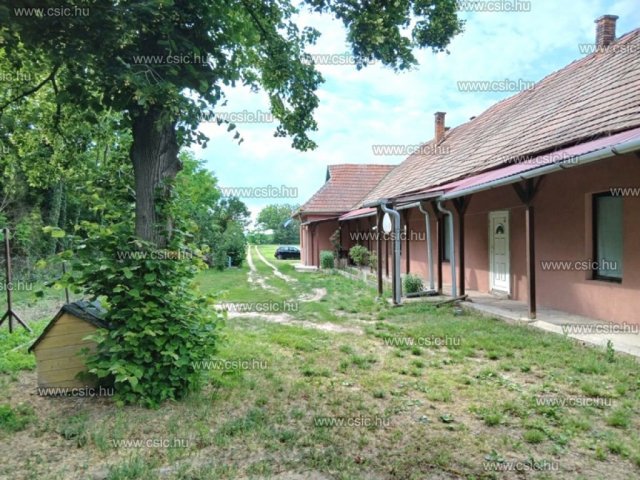 Eladó családi ház, Őrbottyánban 140 M Ft, 4 szobás