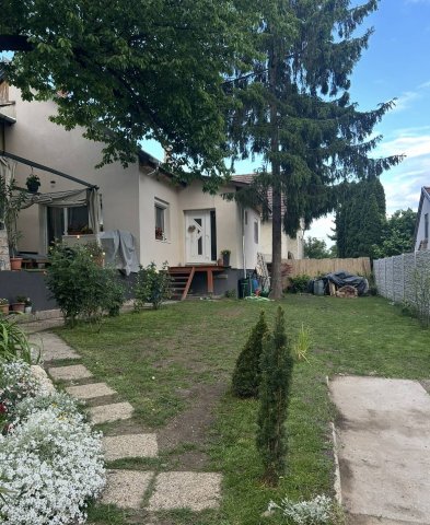 Eladó téglalakás, Pilisvörösváron 83 M Ft, 1+1 szobás