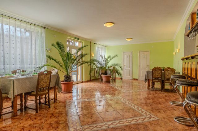 Eladó hotel, Bükkaranyosban 138.5 M Ft, 8 szobás