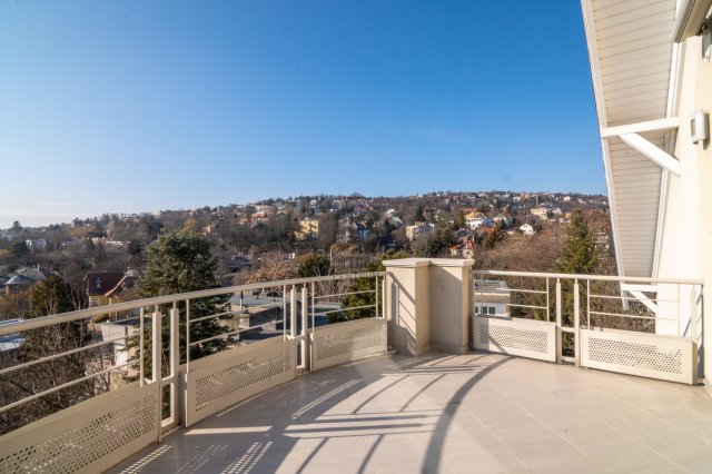 Eladó téglalakás, Budapesten, XII. kerületben 499 M Ft, 7 szobás