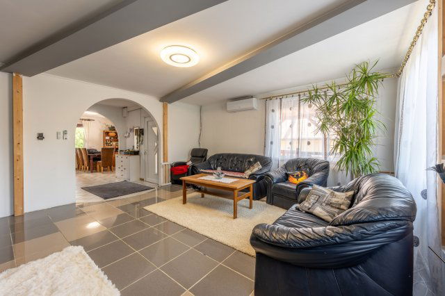 Eladó családi ház, Halásztelken 145 M Ft, 6 szobás