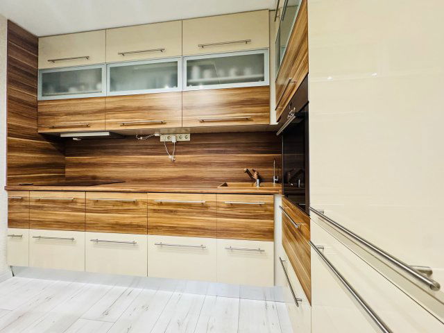 Eladó téglalakás, Debrecenben 66 M Ft, 2 szobás