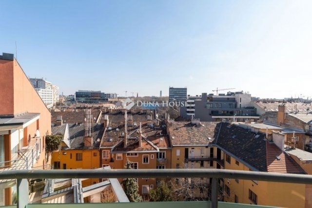 Eladó téglalakás, Budapesten, VIII. kerületben 144 M Ft