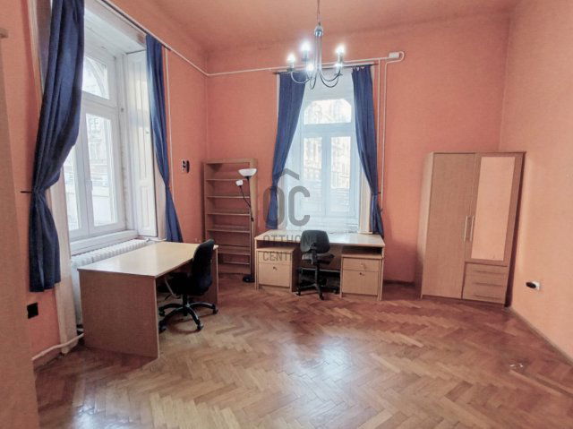 Eladó téglalakás, VII. kerületben, Rottenbiller utcában