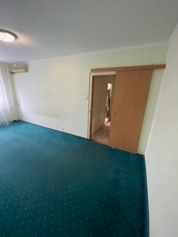 Eladó panellakás, Budapesten, III. kerületben, Ágoston utcában