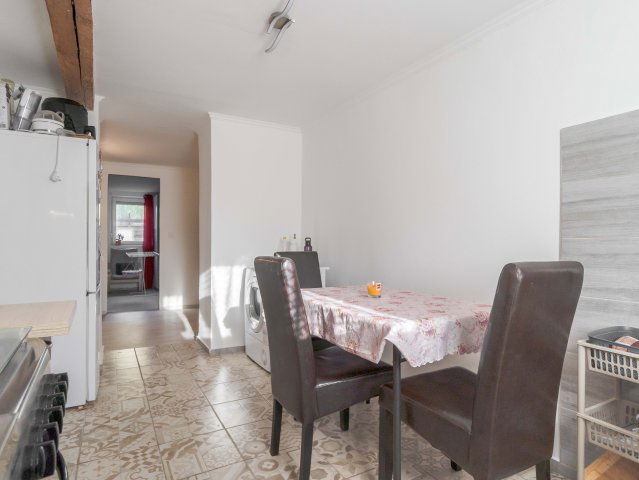 Kiadó családi ház, albérlet, Faddon 120 E Ft / hó, 3+1 szobás