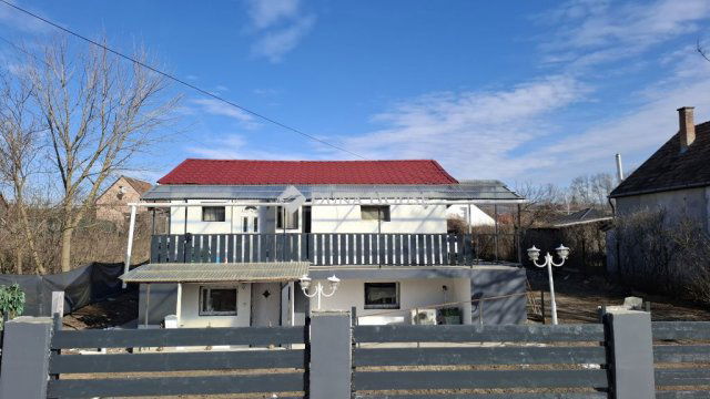 Eladó családi ház, Csörögön, Munkácsy Mihály utcában 49 M Ft