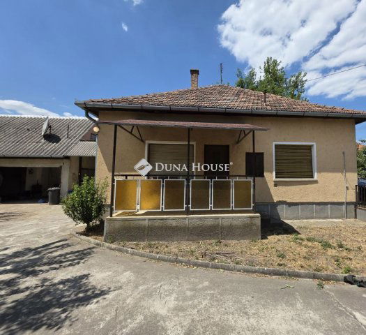 Eladó családi ház, Dunavarsányban 49.25 M Ft, 2 szobás