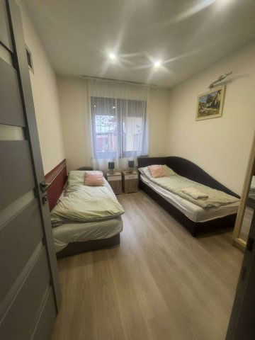 Kiadó családi ház, albérlet, Hajdúböszörményen 10 E Ft / hó