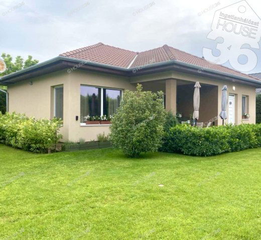 Eladó családi ház, Kecskeméten 85 M Ft, 3 szobás