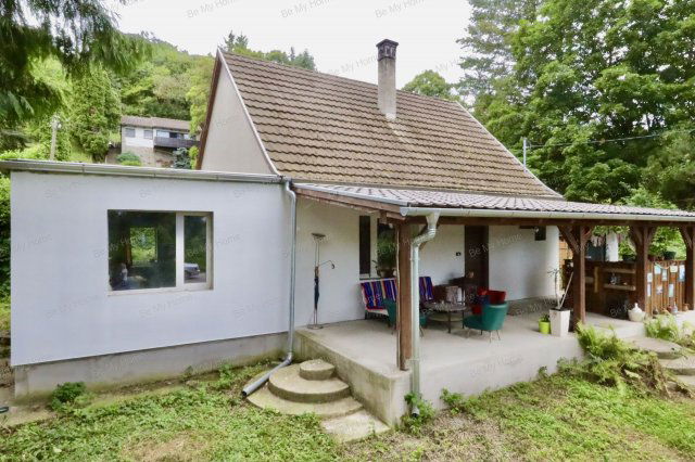 Eladó családi ház, Visegrádon 98 M Ft, 4 szobás