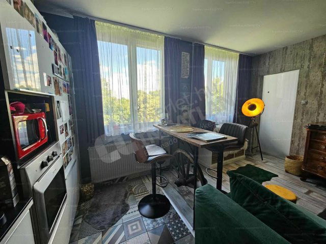 Kiadó téglalakás, albérlet, XII. kerületben, Csorna utcában