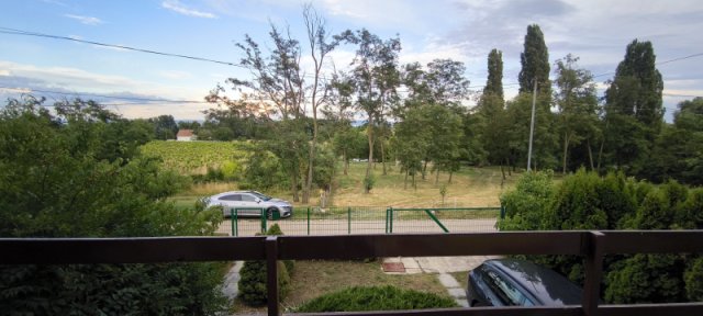 Eladó nyaraló, Balatonszepezden 98 M Ft, 4+2 szobás