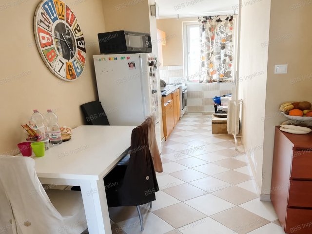 Eladó panellakás, Veszprémben 55 M Ft, 2 szobás