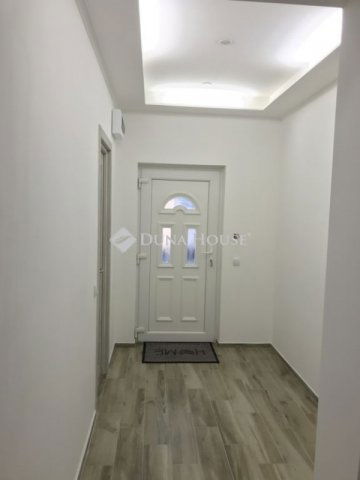 Eladó családi ház, Budapesten, XVIII. kerületben 115.3 M Ft