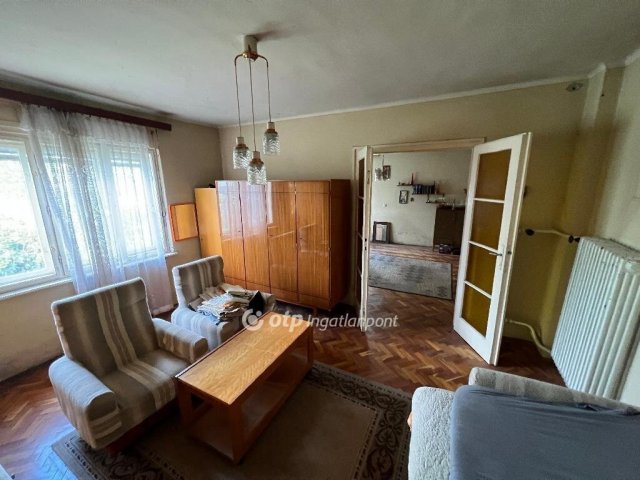 Eladó családi ház, Dunakeszin 89.9 M Ft, 2+1 szobás