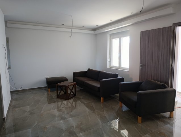 Eladó családi ház, Veszprémben 119.9 M Ft, 3 szobás