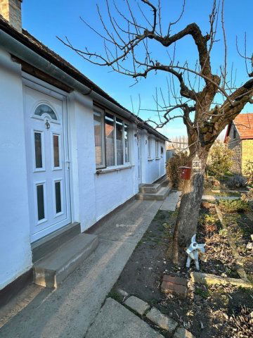 Eladó családi ház, Kislippón 30 M Ft, 2 szobás