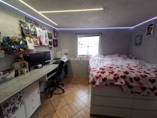 Eladó családi ház, Érden 118.9 M Ft, 3 szobás