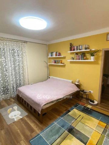 Eladó téglalakás, Mosonmagyaróváron 45 M Ft, 2 szobás