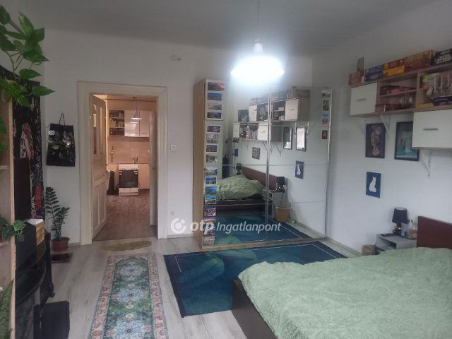 Eladó téglalakás, Budapesten, VII. kerületben 110 M Ft, 2 szobás