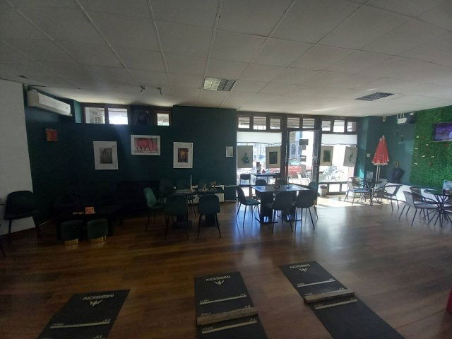 Eladó üzlethelyiség, Szolnokon 45.99 M Ft, 1 szobás