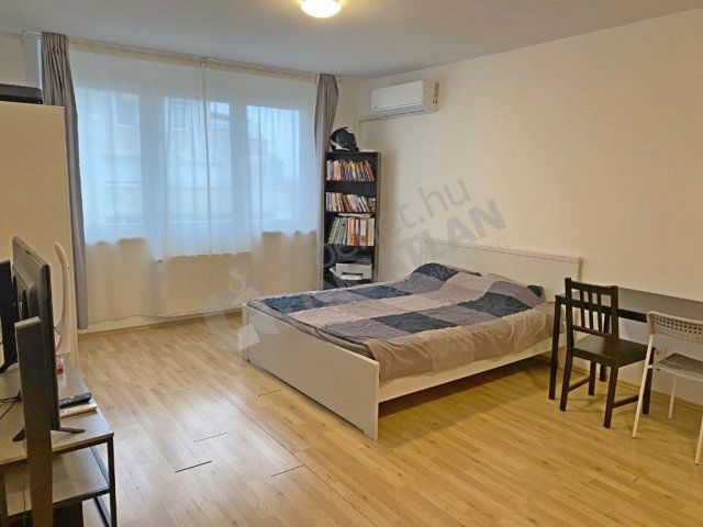 Eladó téglalakás, Budapesten, XIII. kerületben, Teve utcában