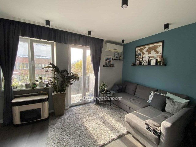 Eladó téglalakás, Budapesten, XI. kerületben 72.2 M Ft, 1 szobás