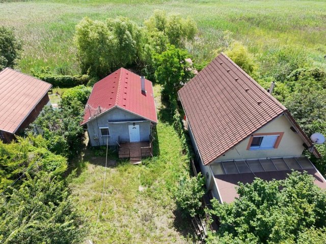 Eladó családi ház, Dunaharasztin 56.999 M Ft, 2 szobás