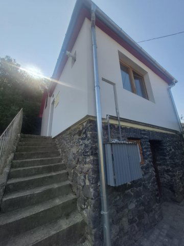 Eladó családi ház, Salgótarjánban 24.99 M Ft, 2 szobás