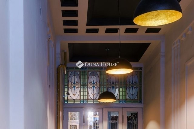 Eladó téglalakás, Budapesten, V. kerületben 233.9 M Ft, 2 szobás