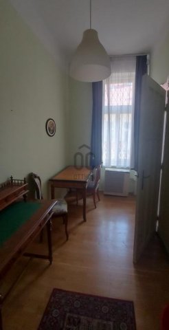 Eladó téglalakás, Budapesten, VI. kerületben 125 M Ft, 3 szobás