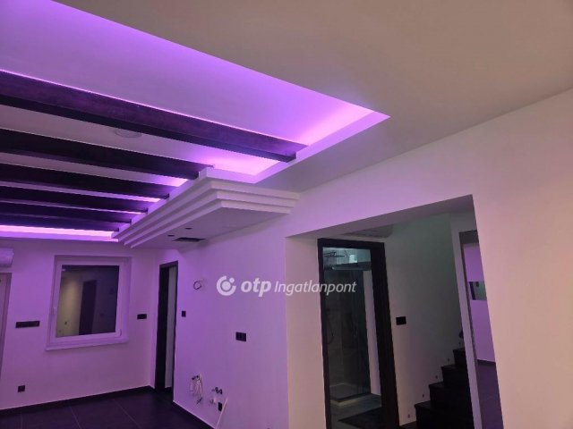 Eladó családi ház, Abonyban 108 M Ft, 3 szobás