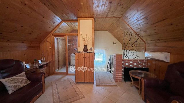 Eladó családi ház, Egerben 44.9 M Ft, 2 szobás