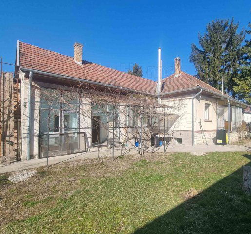 Eladó családi ház, Siófokon 105 M Ft, 4 szobás