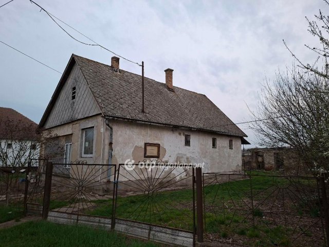 Eladó családi ház, Tiszavasváriban 9.9 M Ft, 2+1 szobás
