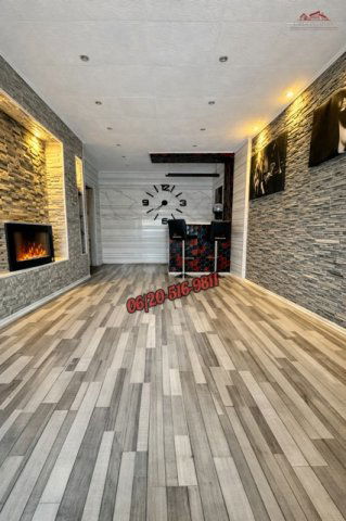 Eladó panellakás, Dunaújvárosban 37.49 M Ft, 2 szobás