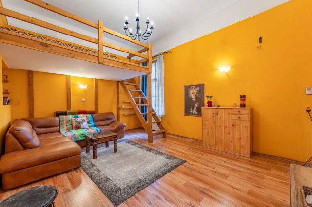 Eladó téglalakás, Budapesten, VI. kerületben 74.67 M Ft