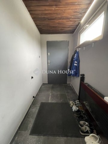 Eladó családi ház, Kömpöcön 35 M Ft, 4 szobás