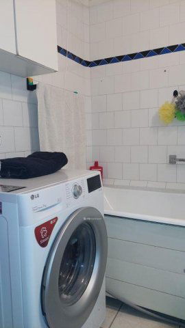 Eladó panellakás, Debrecenben 59.9 M Ft, 2+1 szobás