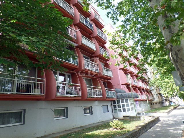 Eladó téglalakás, Siófokon 52.9 M Ft, 2 szobás