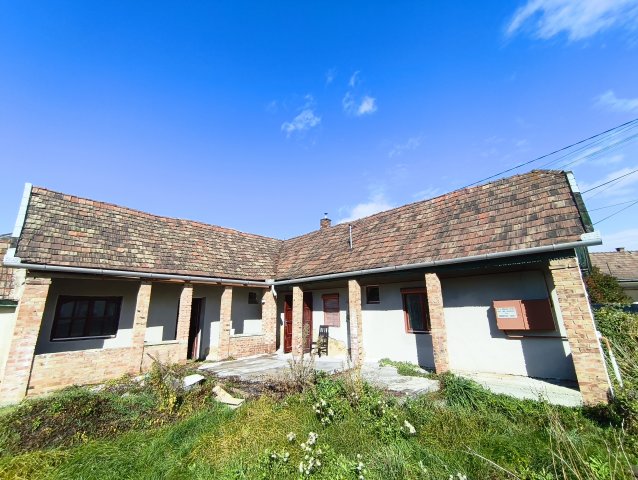 Eladó családi ház, Mátraderecskén 18 M Ft, 3 szobás