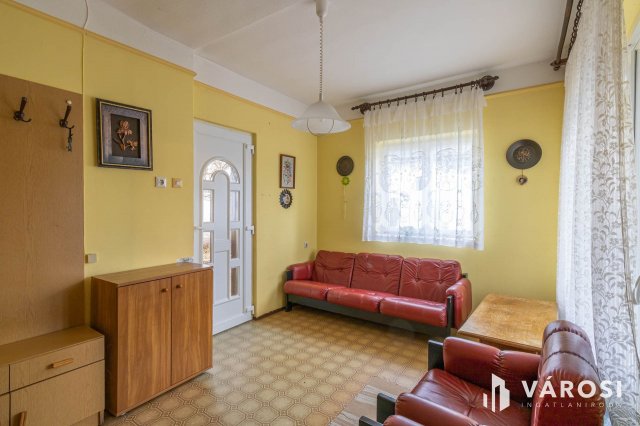 Eladó családi ház, Enyingen 47 M Ft, 3 szobás