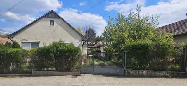Eladó családi ház, Siófokon 57 M Ft, 4 szobás