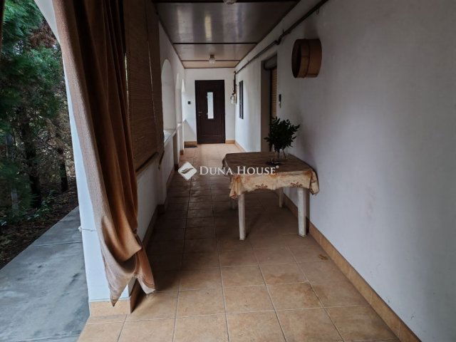 Eladó családi ház, Tótkomlóson 23 M Ft, 2 szobás