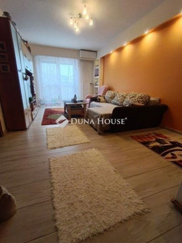 Eladó panellakás, Budapesten, III. kerületben 89.9 M Ft, 3 szobás