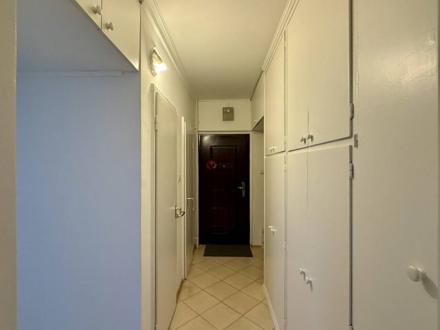 Kiadó panellakás, albérlet, Székesfehérvárott, Gáz utcában