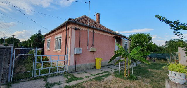 Eladó családi ház, Devecseren 38.9 M Ft, 3+1 szobás