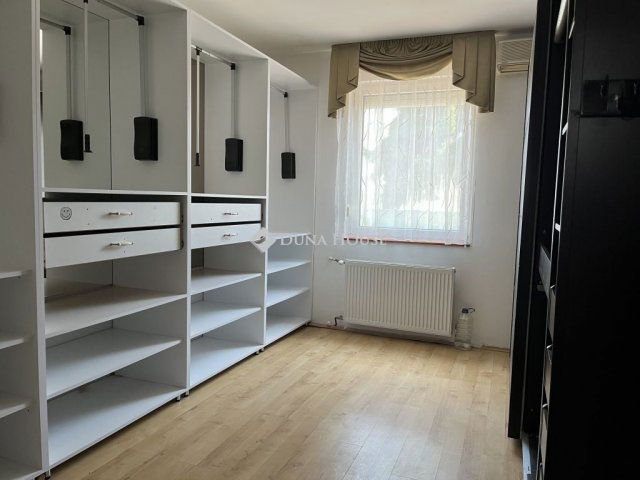 Eladó családi ház, Budapesten, XXI. kerületben 193 M Ft