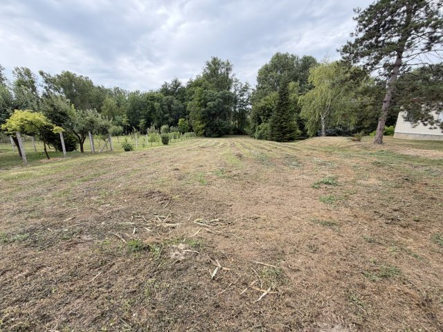Eladó családi ház, Jután 17.9 M Ft, 3 szobás